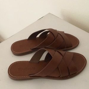 NWOT Madewell Raven Criss Criss  Slides  (7.5)